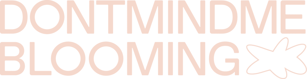 Logo in Beige